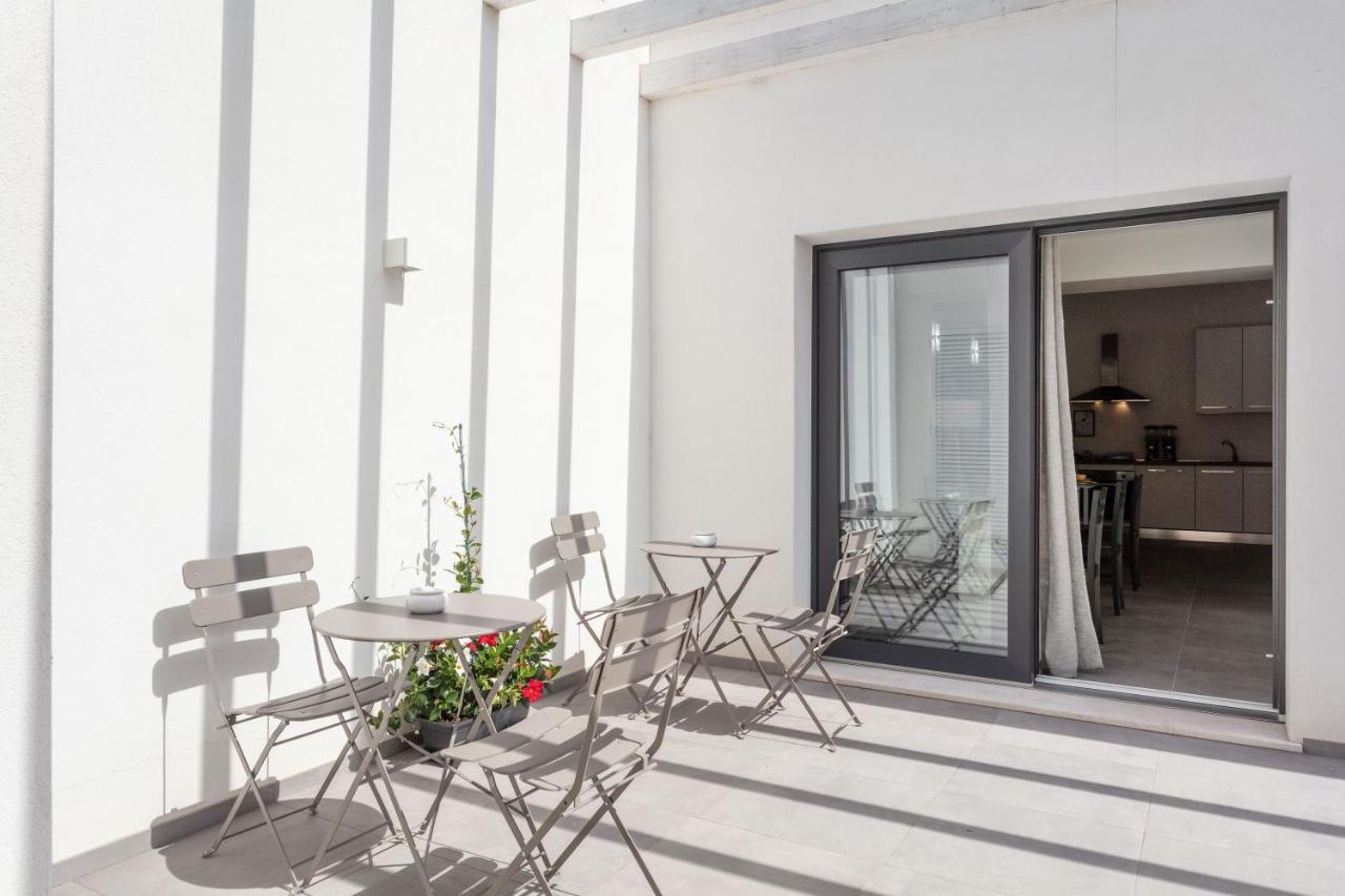 Bed and Breakfast Double D House Ольбия Экстерьер фото