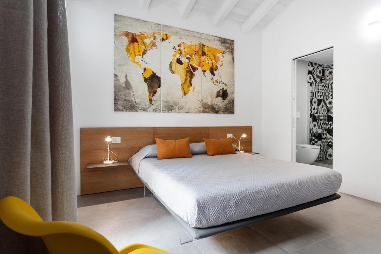 Bed and Breakfast Double D House Ольбия Экстерьер фото